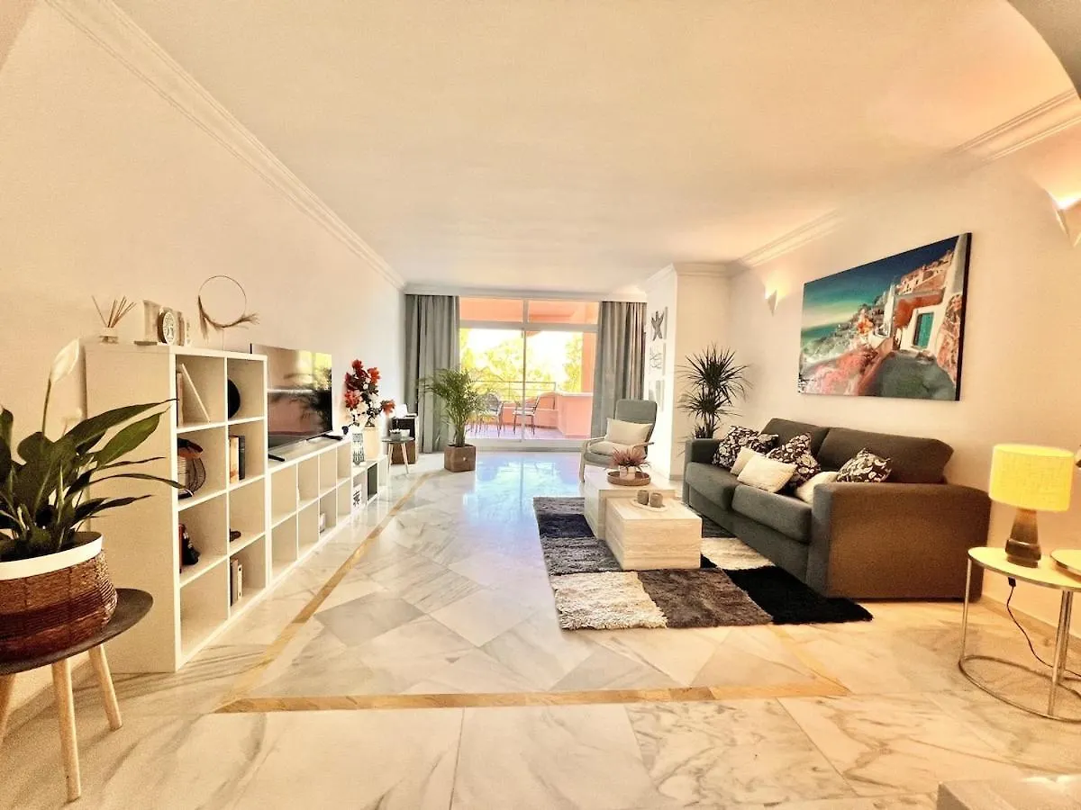 Gran Apartamento En Magna Marbella 0*,  España